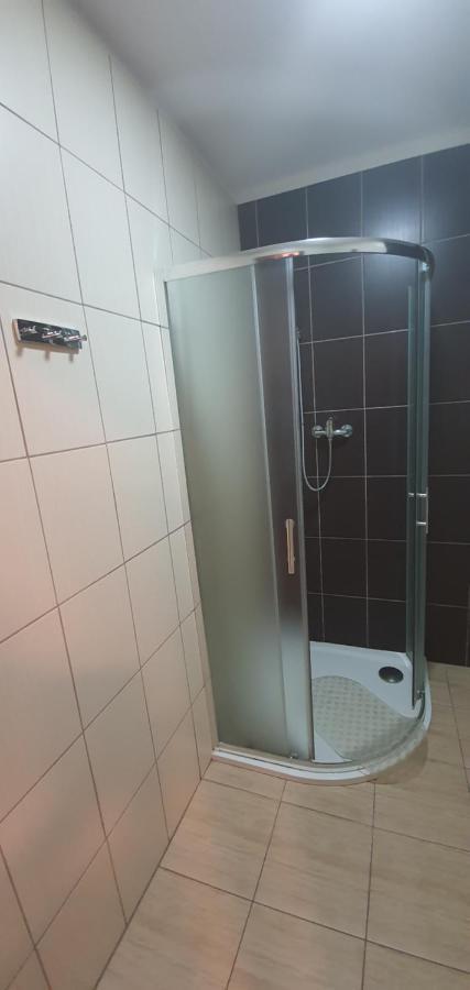 Penzion U Kohoutka Pardubice Bagian luar foto