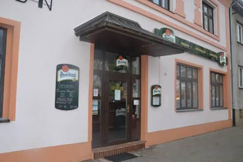 Penzion U Kohoutka Pardubice Bagian luar foto